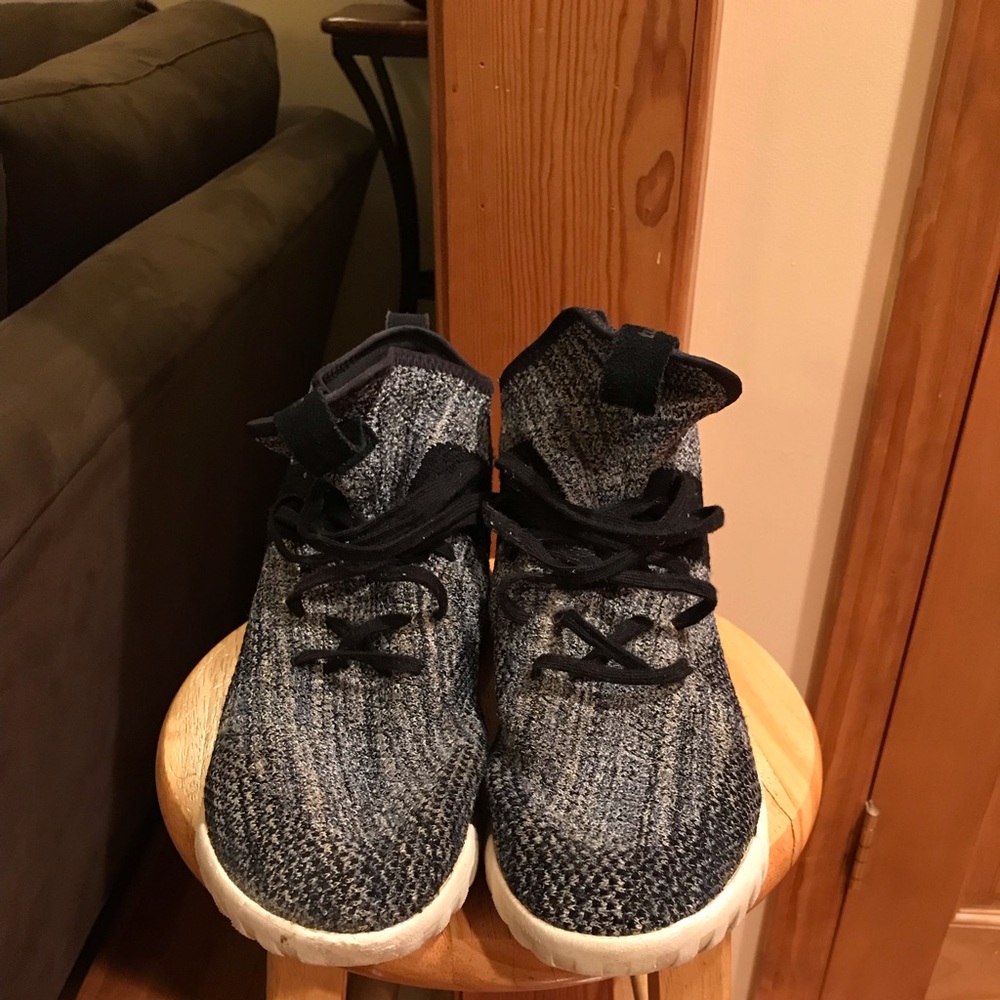 Adidas Men’s Tubular Sneakers